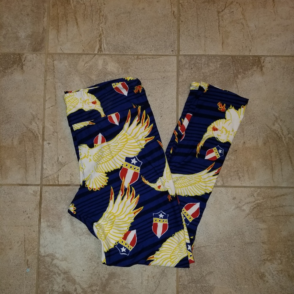 Lularoe tall and curvy leggings